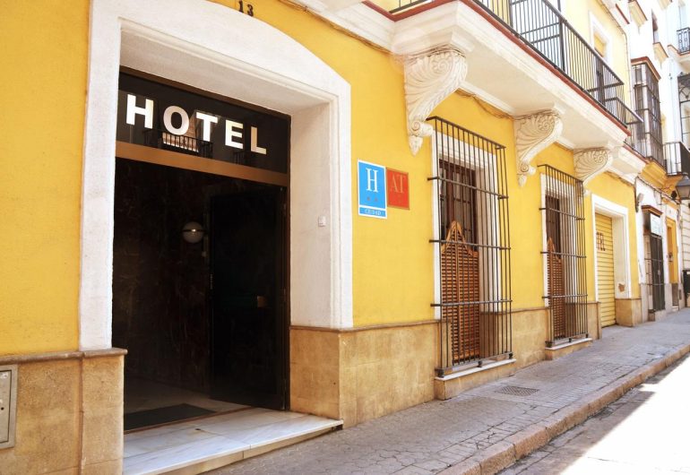Hotel El Coloso